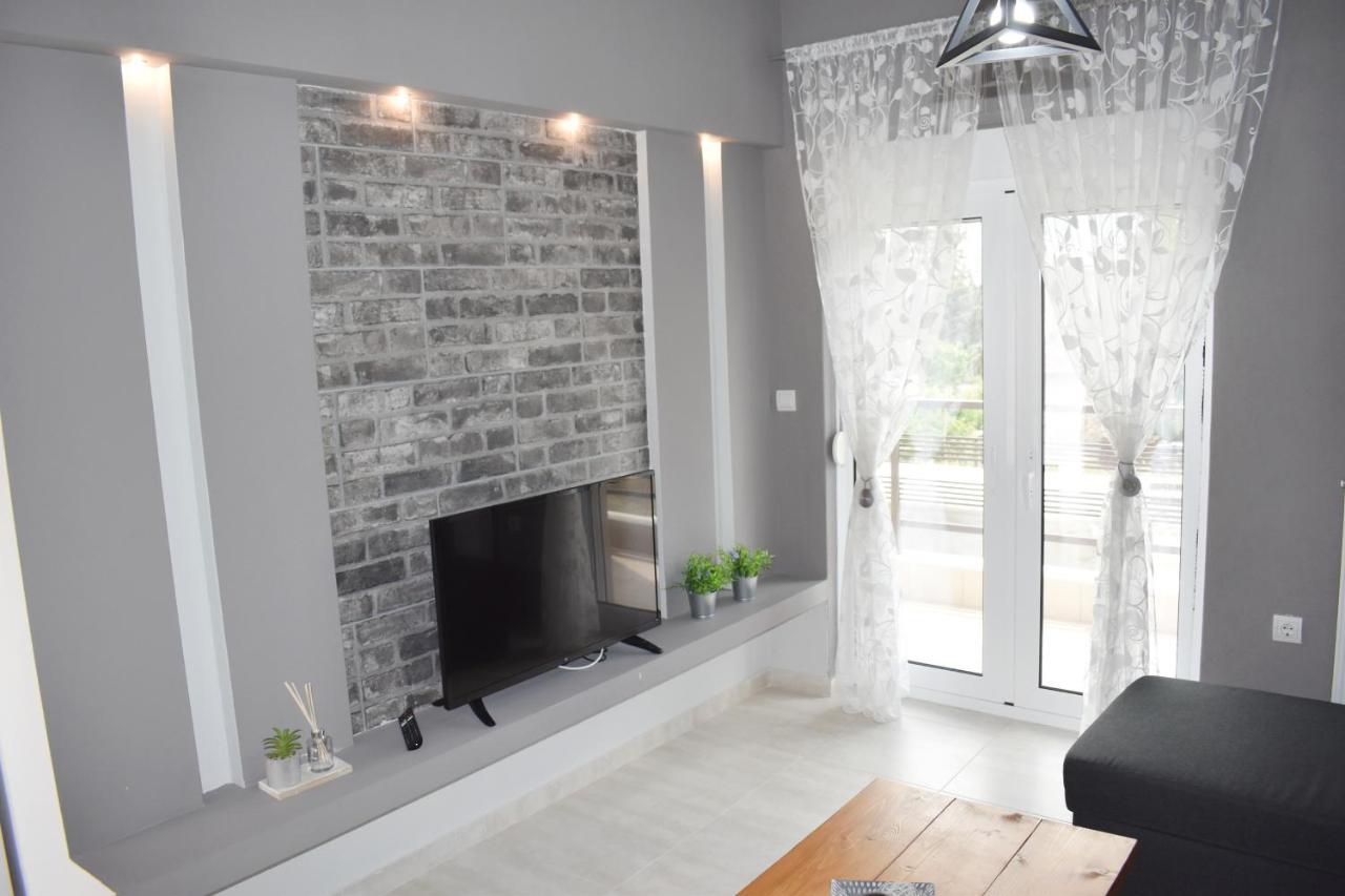 Virgin Rocks Apartments 1 Καλαμπάκα Εξωτερικό φωτογραφία