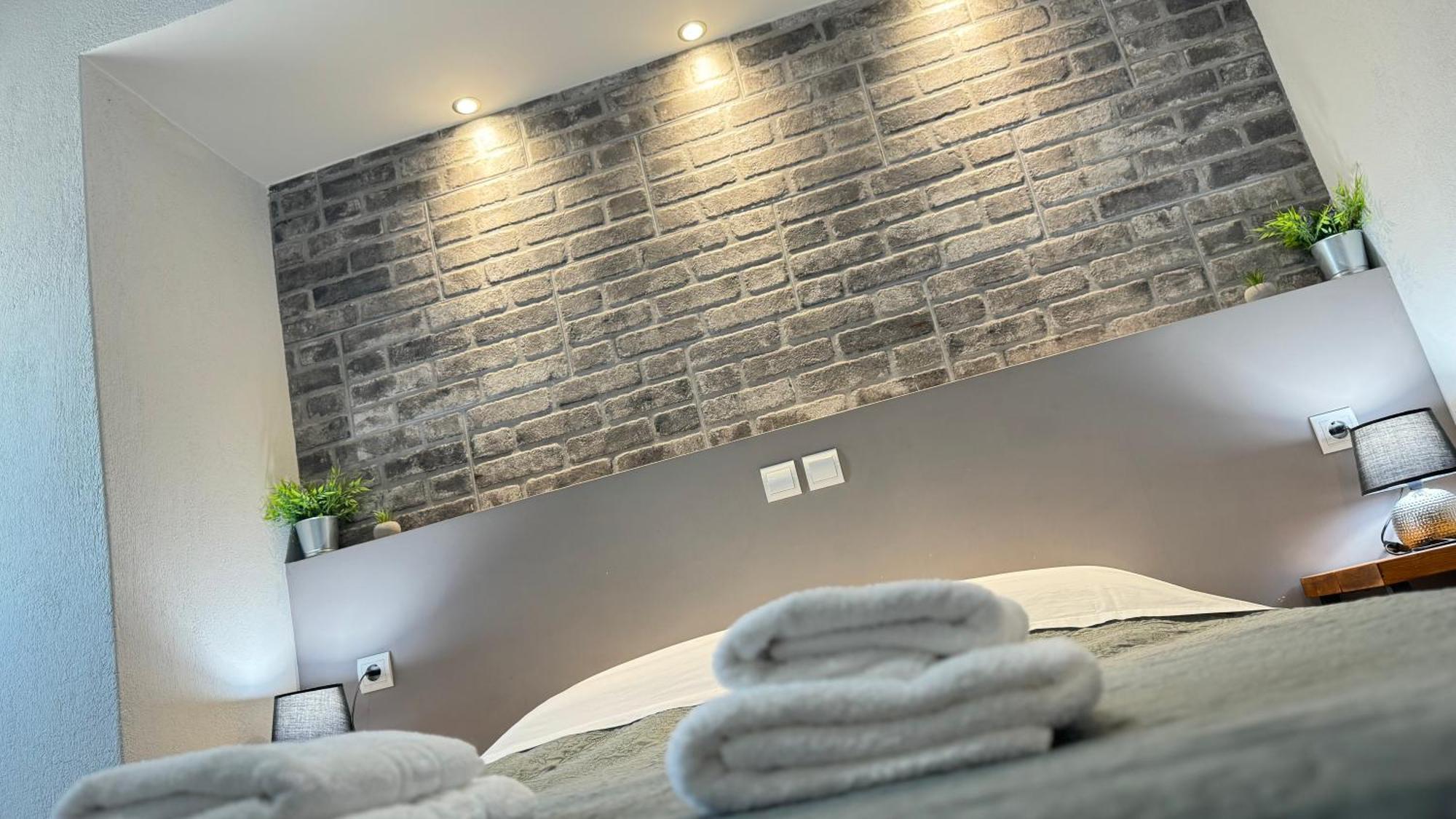 Virgin Rocks Apartments 1 Καλαμπάκα Εξωτερικό φωτογραφία